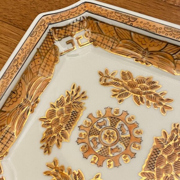 Andrea by Sadek Square Plate • Orange + Gold Trim • Asian-Inspired Tray - Picture 9 of 10